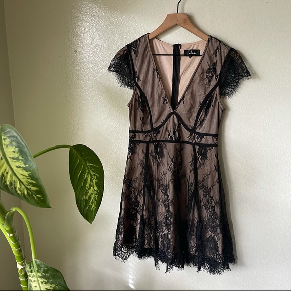 Lulus | Liano Black Lace Skater Dress - Picture 2 of 7